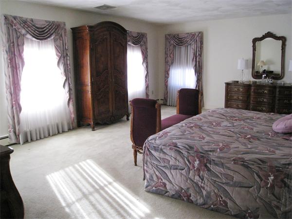 25 Solomon Pierce Road Lexington, MA 02420 - Photo 11 of 13 Gallery Image 11
