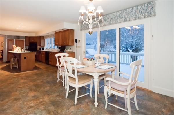 25 Solomon Pierce Road Lexington, MA 02420 - Photo 6 of 13 Gallery Image 6