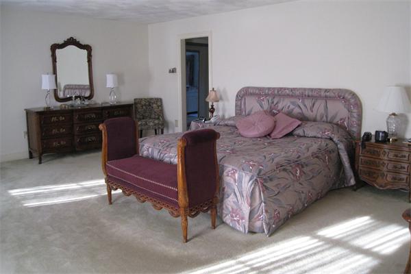 25 Solomon Pierce Road Lexington, MA 02420 - Photo 10 of 13 Gallery Image 10
