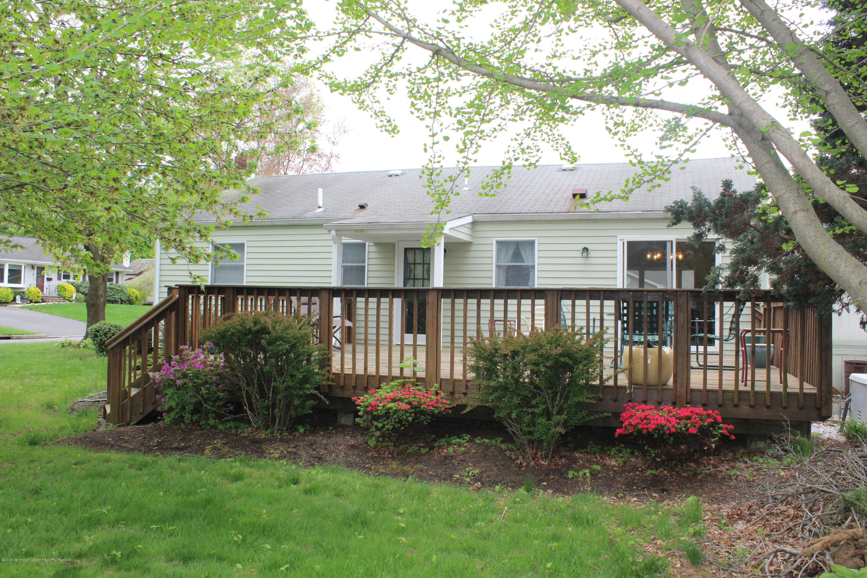323 Edgemoor Road Belford, NJ 07718 - Photo 18 of 20 IMG_9114