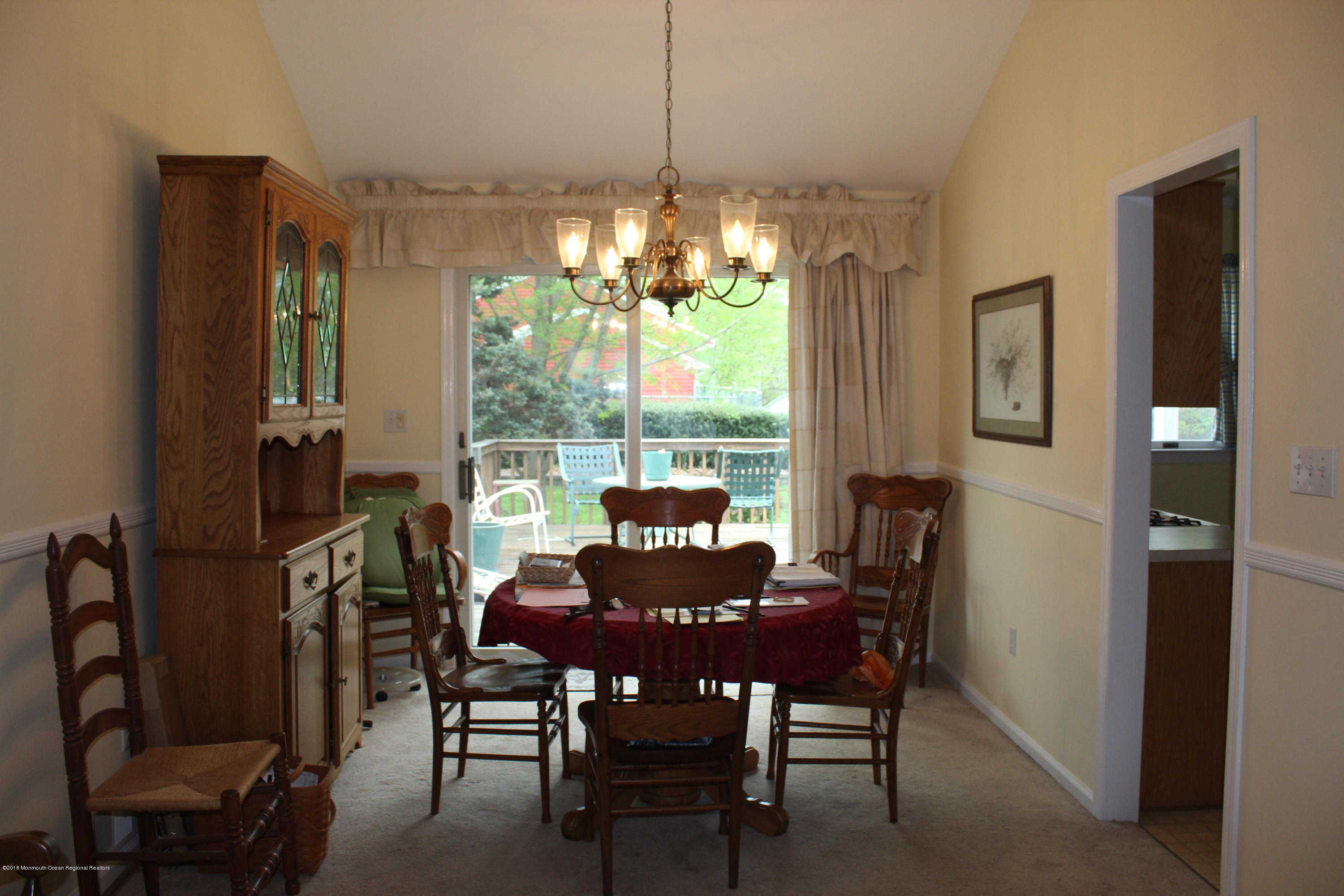 323 Edgemoor Road Belford, NJ 07718 - Photo 5 of 20 IMG_9105