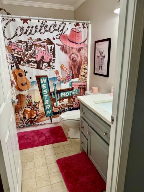 1198 Ed Sanders Road Lynchburg, TN 37352 - Photo 18 of 32 a room with musical instruments and baby table