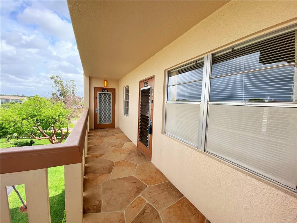4055 Newcastle A, Unit 4055 Boca Raton, FL 33434 - Photo 3 of 23