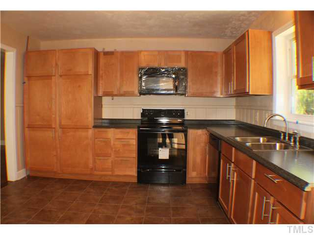 3404 Duke Homestead Road Durham, NC 27704 - Photo 2 of 11 Kitchen