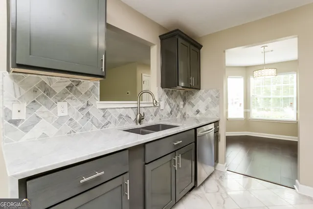 $2,150 | 6123 Lamp Post Place, College Park, GA 30349