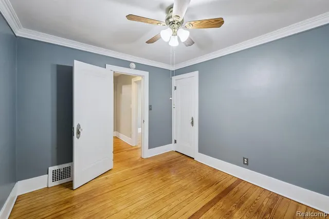 $3,000 | 624 East Main Street, Brighton, MI 48116