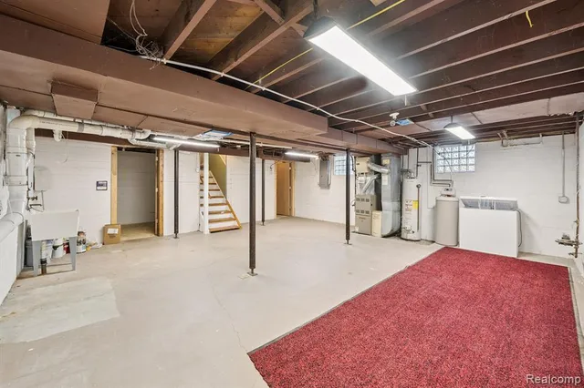 $3,000 | 624 East Main Street, Brighton, MI 48116