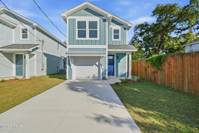 $2,200 | 924 Grace Avenue, Panama City, FL 32401