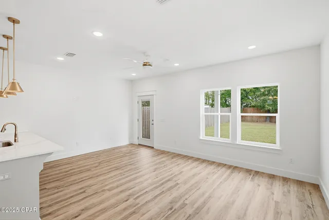 $2,200 | 924 Grace Avenue, Panama City, FL 32401