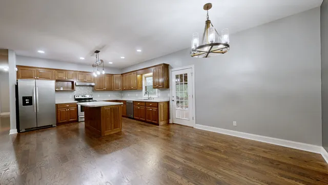 $399,900 | 2845 Hillcrest Drive, Centerville, TN 37033