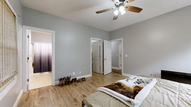 $399,900 | 2845 Hillcrest Drive, Centerville, TN 37033