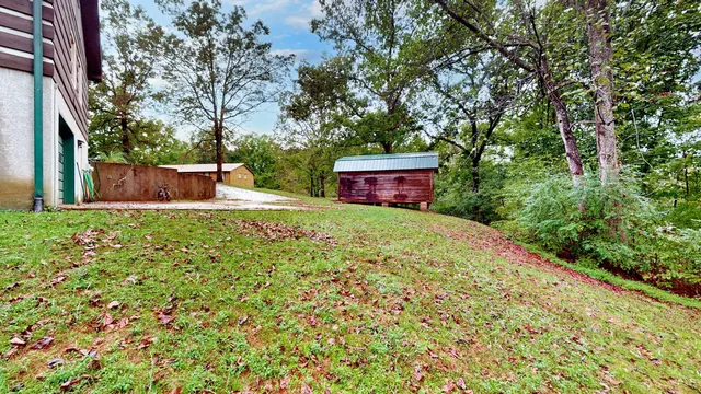 $399,900 | 2845 Hillcrest Drive, Centerville, TN 37033