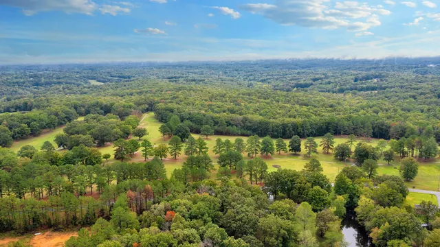 $399,900 | 2845 Hillcrest Drive, Centerville, TN 37033