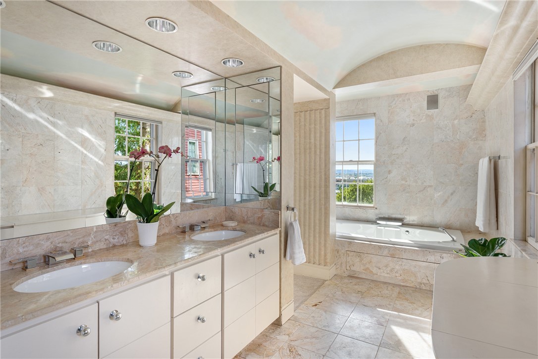 98 Congdon Street Providence, RI 02906 - Photo 17 of 35