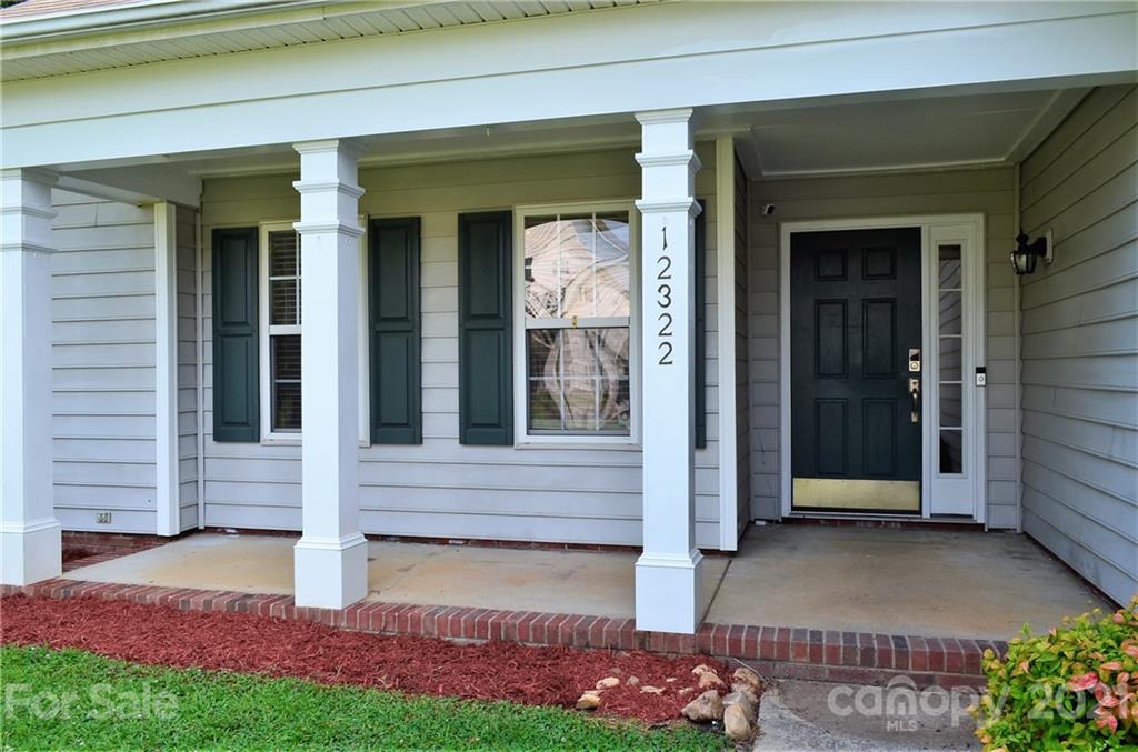 12322 Cardinal Point Road Charlotte, NC 28269 - Photo 2 of 48 Gallery Image 2