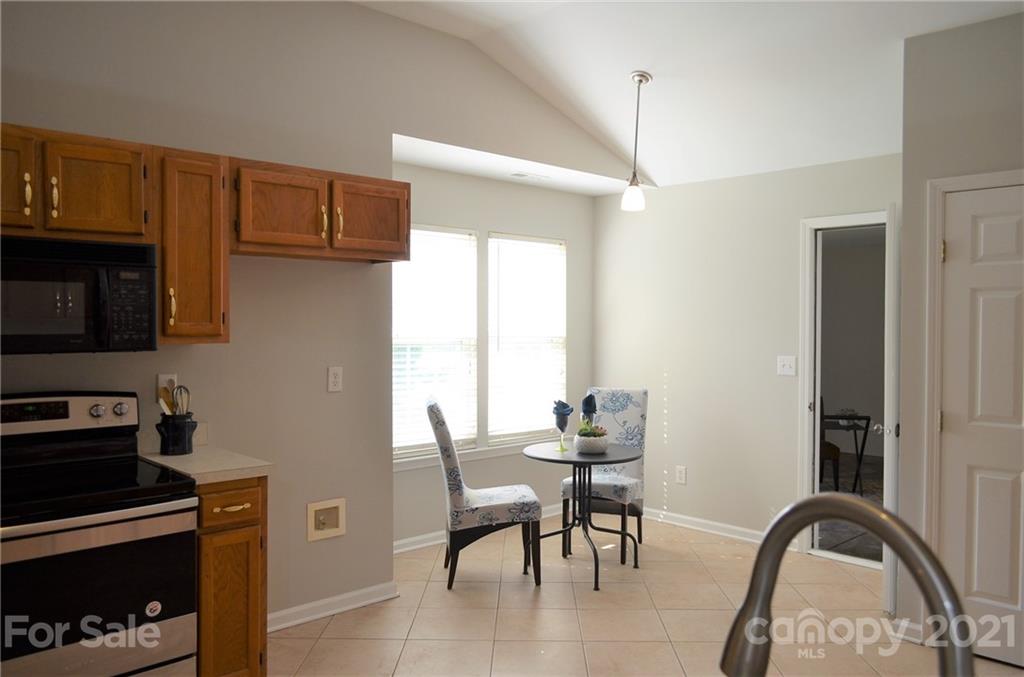 12322 Cardinal Point Road Charlotte, NC 28269 - Photo 16 of 48 Gallery Image 16