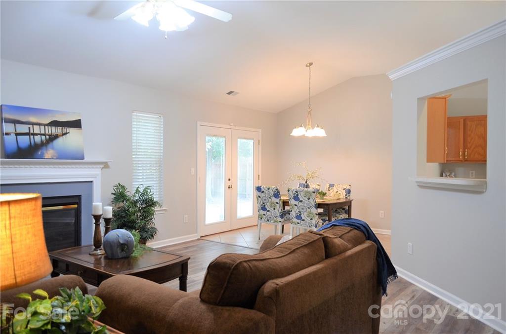 12322 Cardinal Point Road Charlotte, NC 28269 - Photo 10 of 48 Gallery Image 10