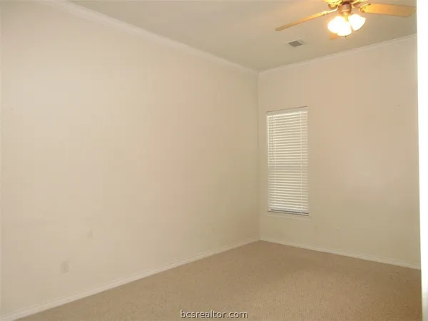 $2,100 | 1105 Hopewell Court, College Station, TX 77845