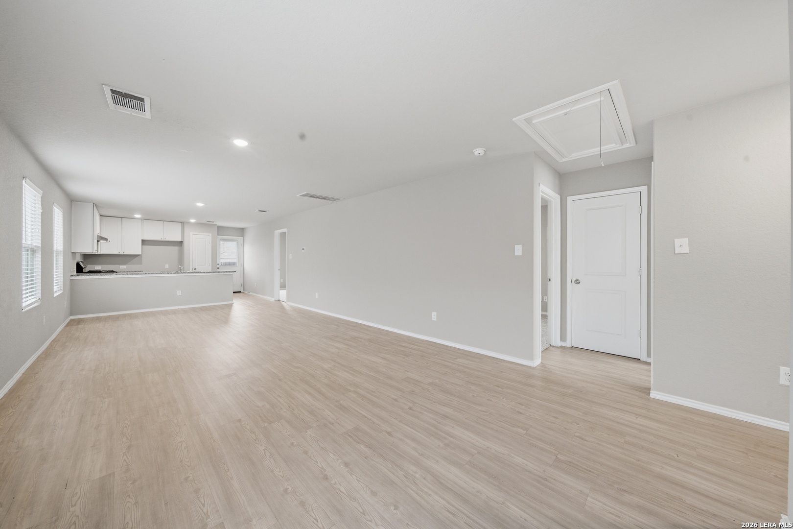423 Ambush Ridge San Antonio, TX 78220 - Photo 5 of 19