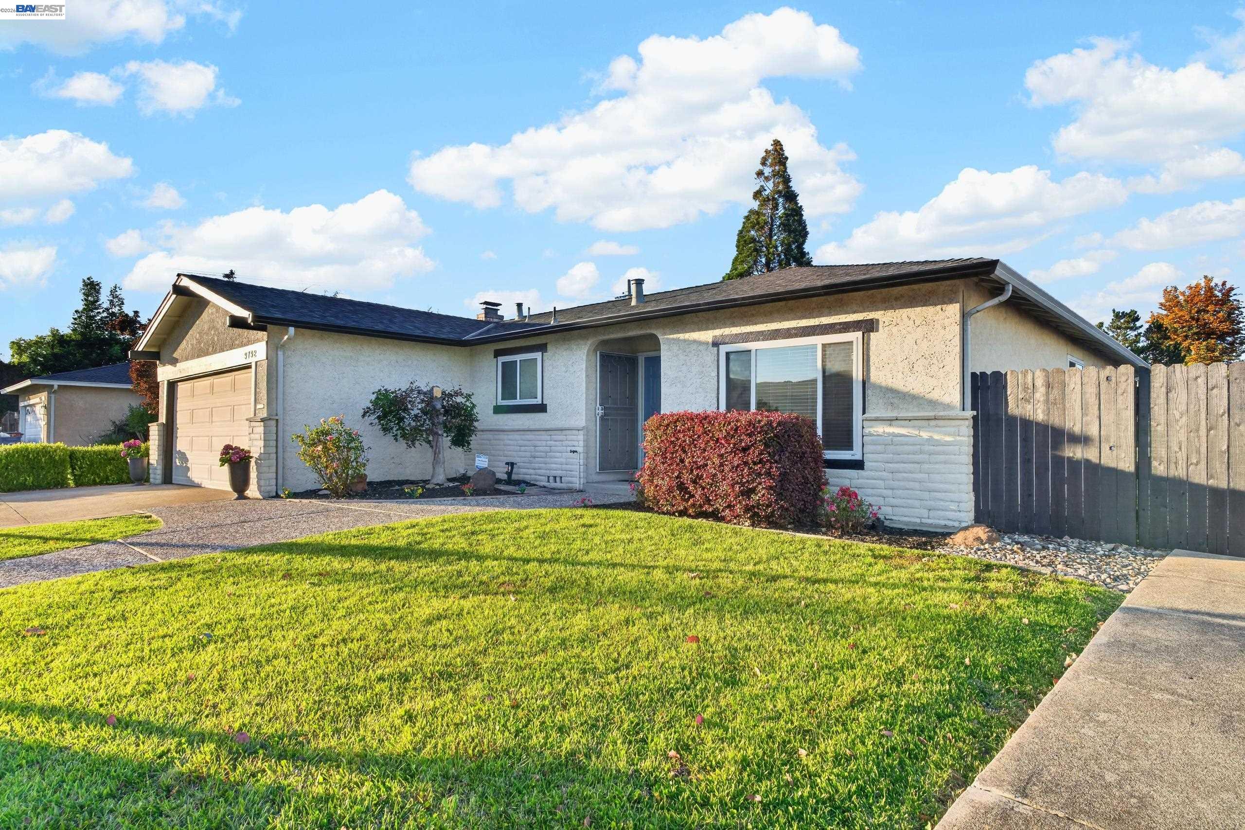 9792 Broadmoor Drive San Ramon, CA 94583 - Photo 4 of 90