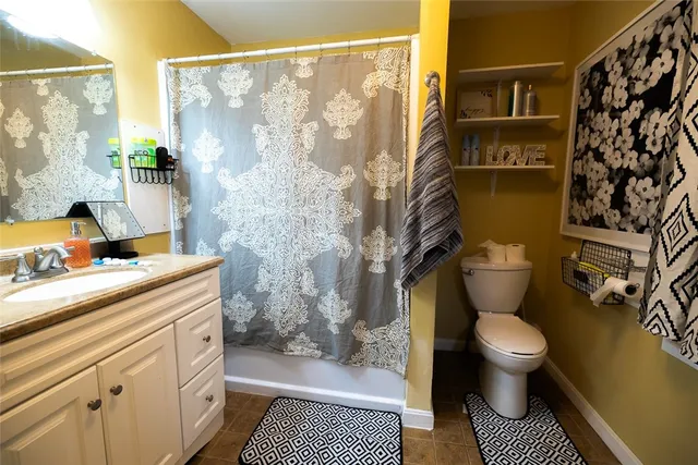 $419,000 | 28 Sylvan Avenue, Cranston, RI 02905