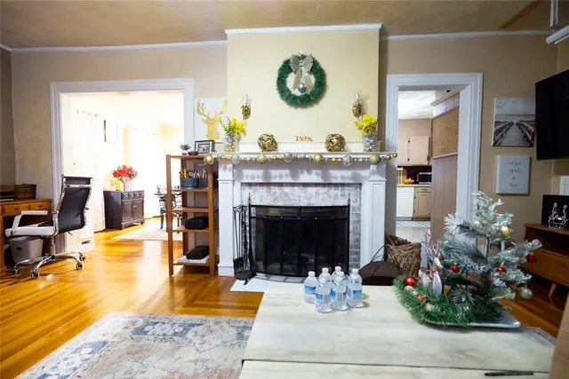 $419,000 | 28 Sylvan Avenue, Cranston, RI 02905