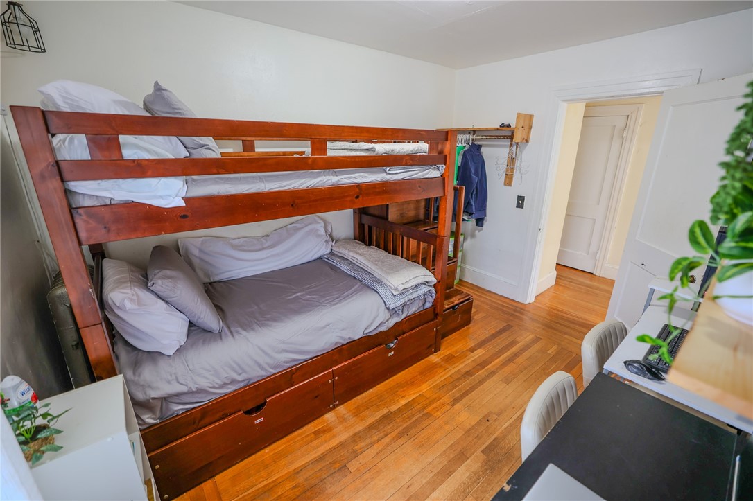 28 Sylvan Avenue Cranston, RI 02905 - Photo 15 of 29