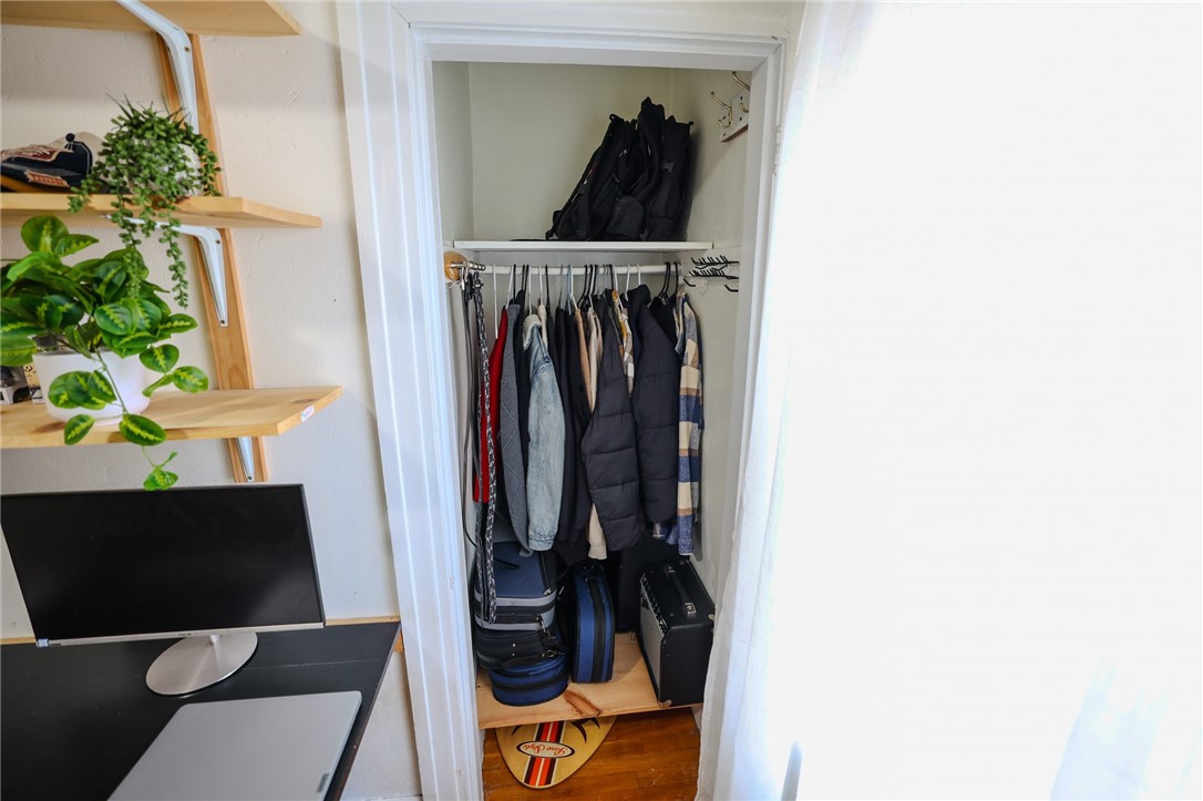 28 Sylvan Avenue Cranston, RI 02905 - Photo 16 of 29