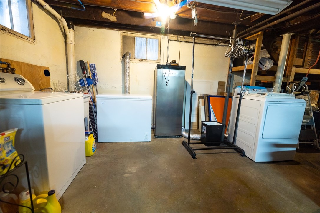 28 Sylvan Avenue Cranston, RI 02905 - Photo 16 of 32