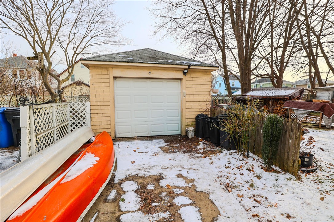 28 Sylvan Avenue Cranston, RI 02905 - Photo 4 of 29