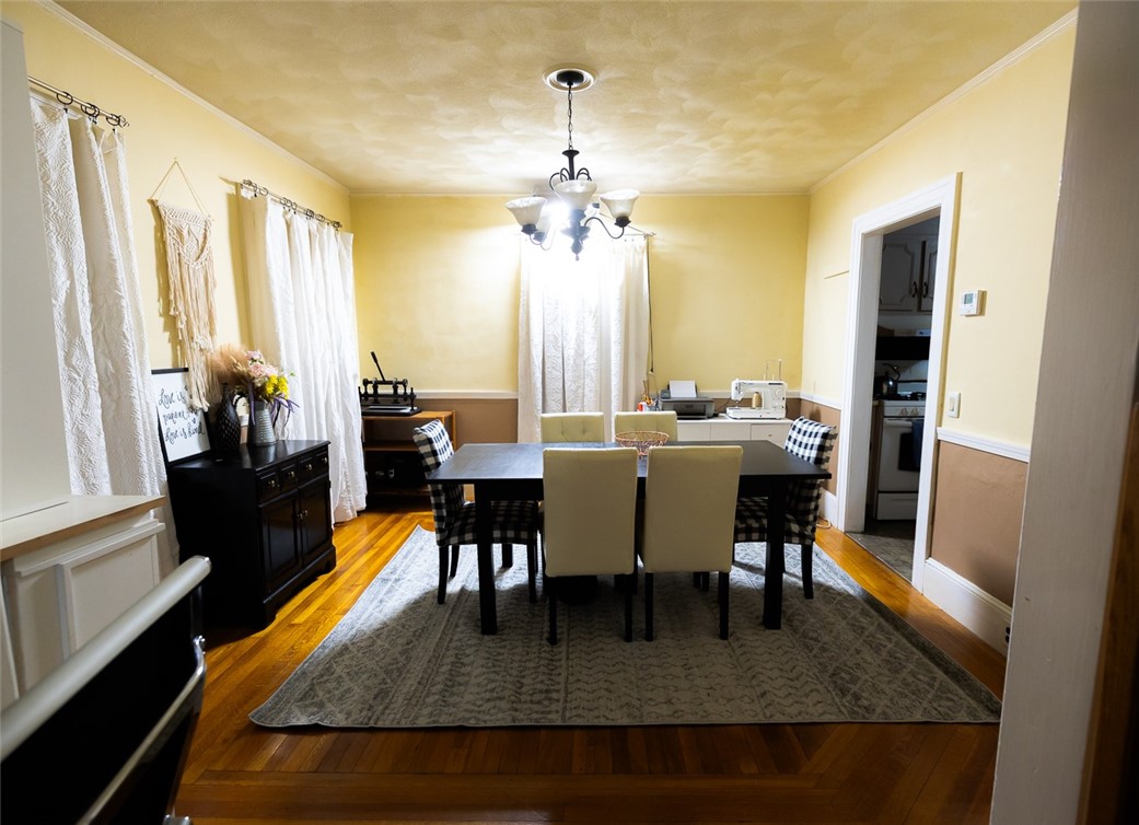 28 Sylvan Avenue Cranston, RI 02905 - Photo 8 of 32