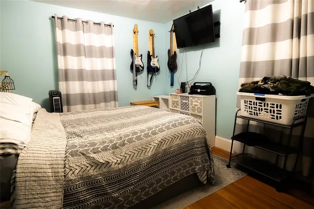 $419,000 | 28 Sylvan Avenue, Cranston, RI 02905