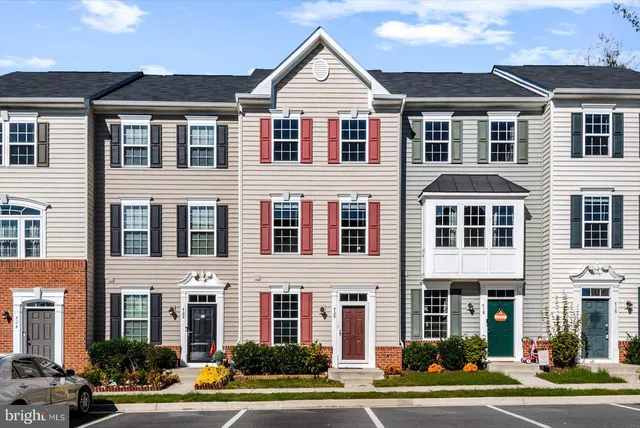 $405,000 | 720 River Crest Way, Fredericksburg, VA 22405