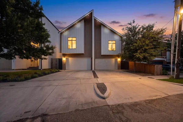$990,000 | 5012 Mission Avenue, Dallas, TX 75206