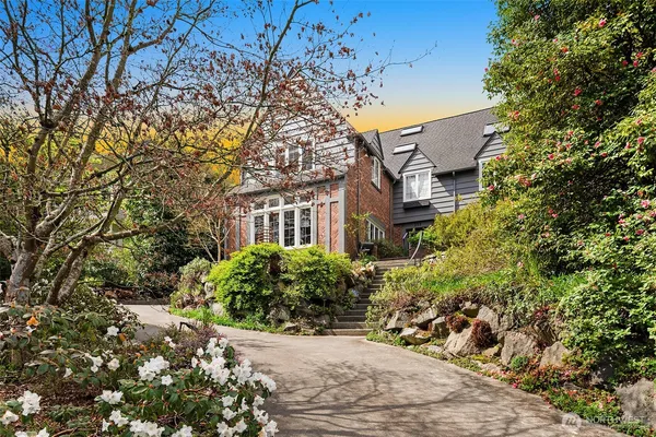 $3,975,000 | 115 Dorffel Drive East, Seattle, WA 98112