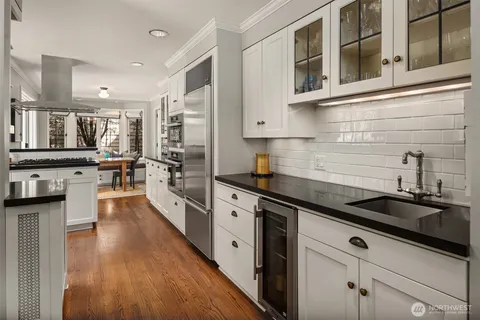 $3,975,000 | 115 Dorffel Drive East, Seattle, WA 98112