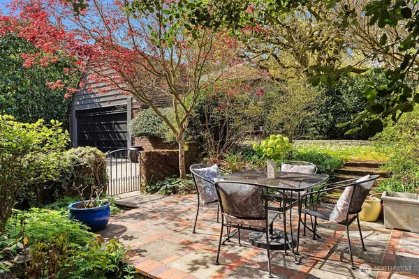 $3,975,000 | 115 Dorffel Drive East, Seattle, WA 98112