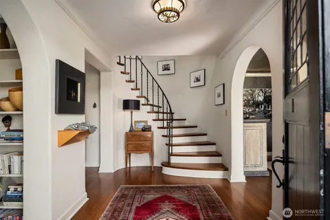 $3,975,000 | 115 Dorffel Drive East, Seattle, WA 98112