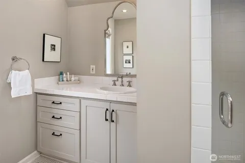 $3,975,000 | 115 Dorffel Drive East, Seattle, WA 98112