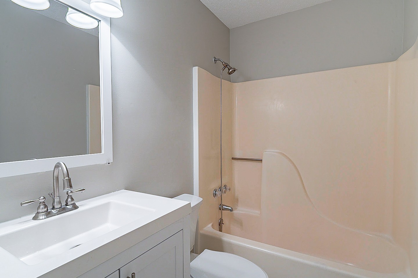 3433 Country Way Road Antioch, TN 37013 - Photo 21 of 29 a bathroom with a sink toilet and shower