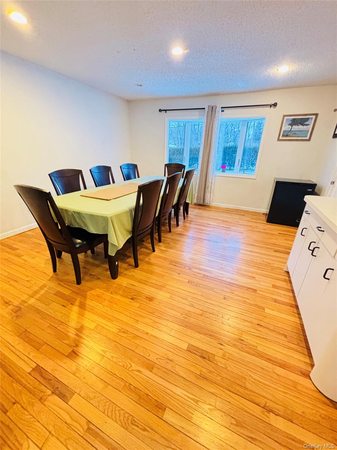 929 Fox Meadow Road Yorktown Heights, NY 10598 - Photo 6 of 39 Dining room also features a large window. Skylights and large windows are a special feature in this home. And besides that you will find recessed lighting throuought.