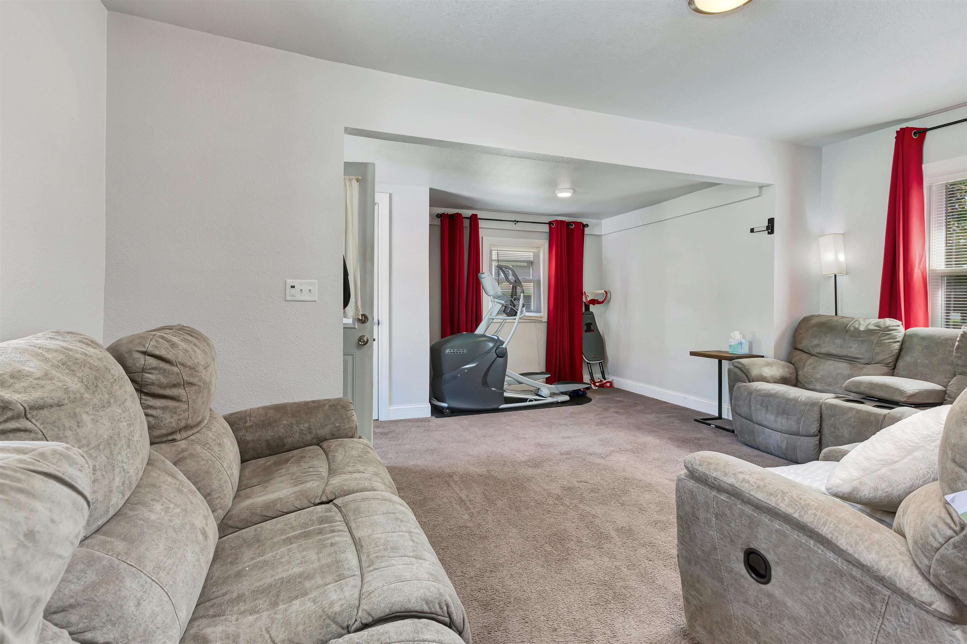 707 East Randall Street Appleton, WI 54911 - Photo 10 of 20