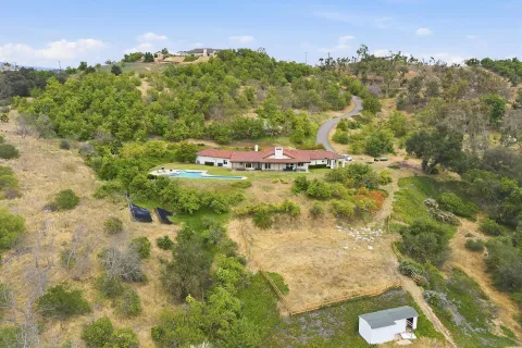 $1,755,000 | 10790 Castle Heights Drive, Valley Center, CA 92082
