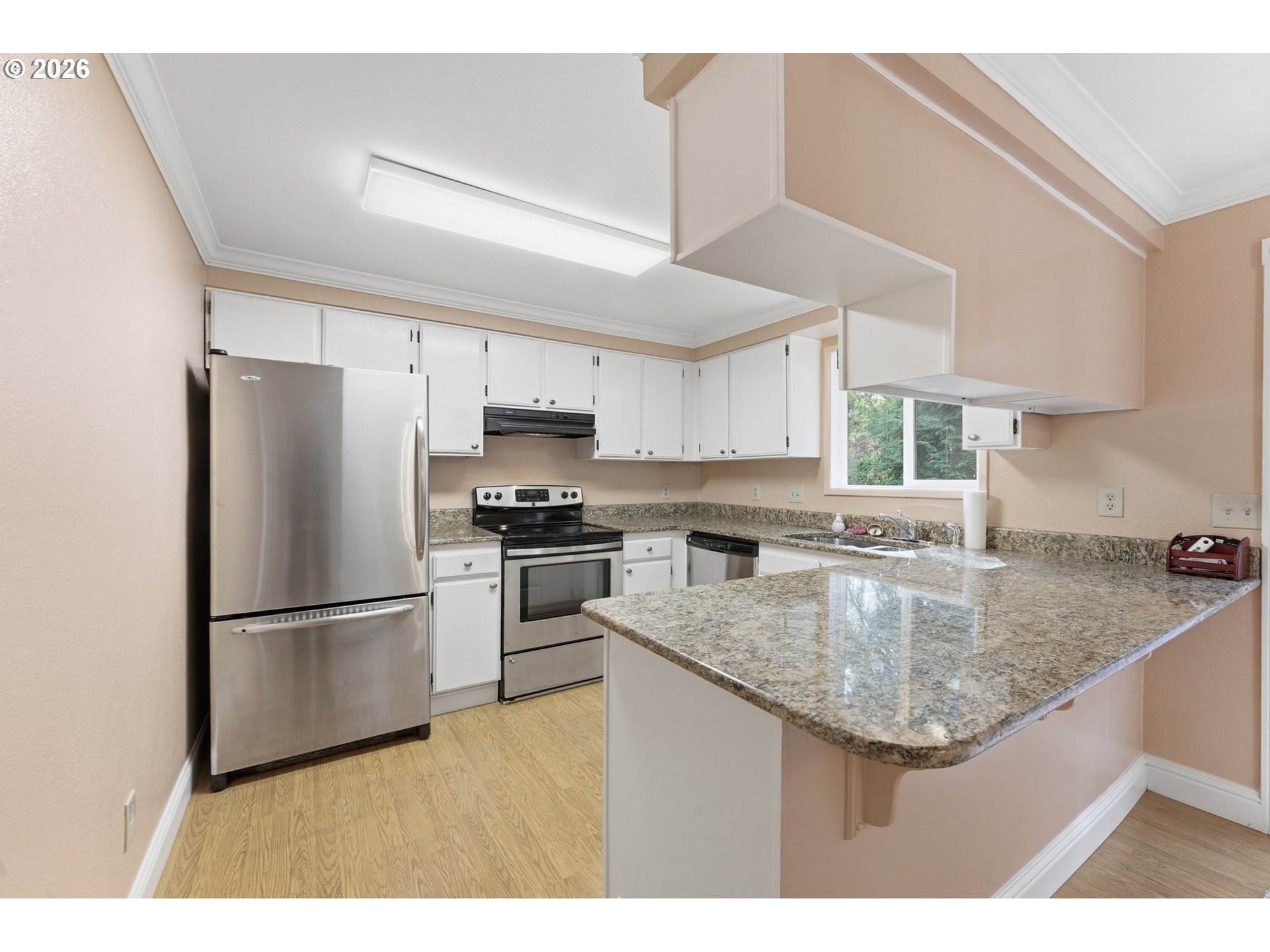 3570 Ash Street North Bend, OR 97459 - Photo 11 of 37