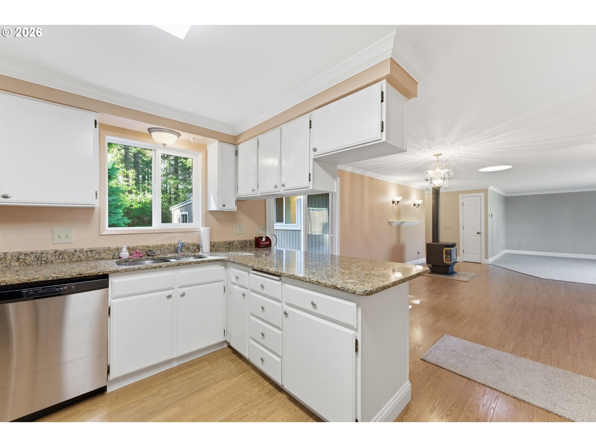 3570 Ash Street North Bend, OR 97459 - Photo 14 of 37