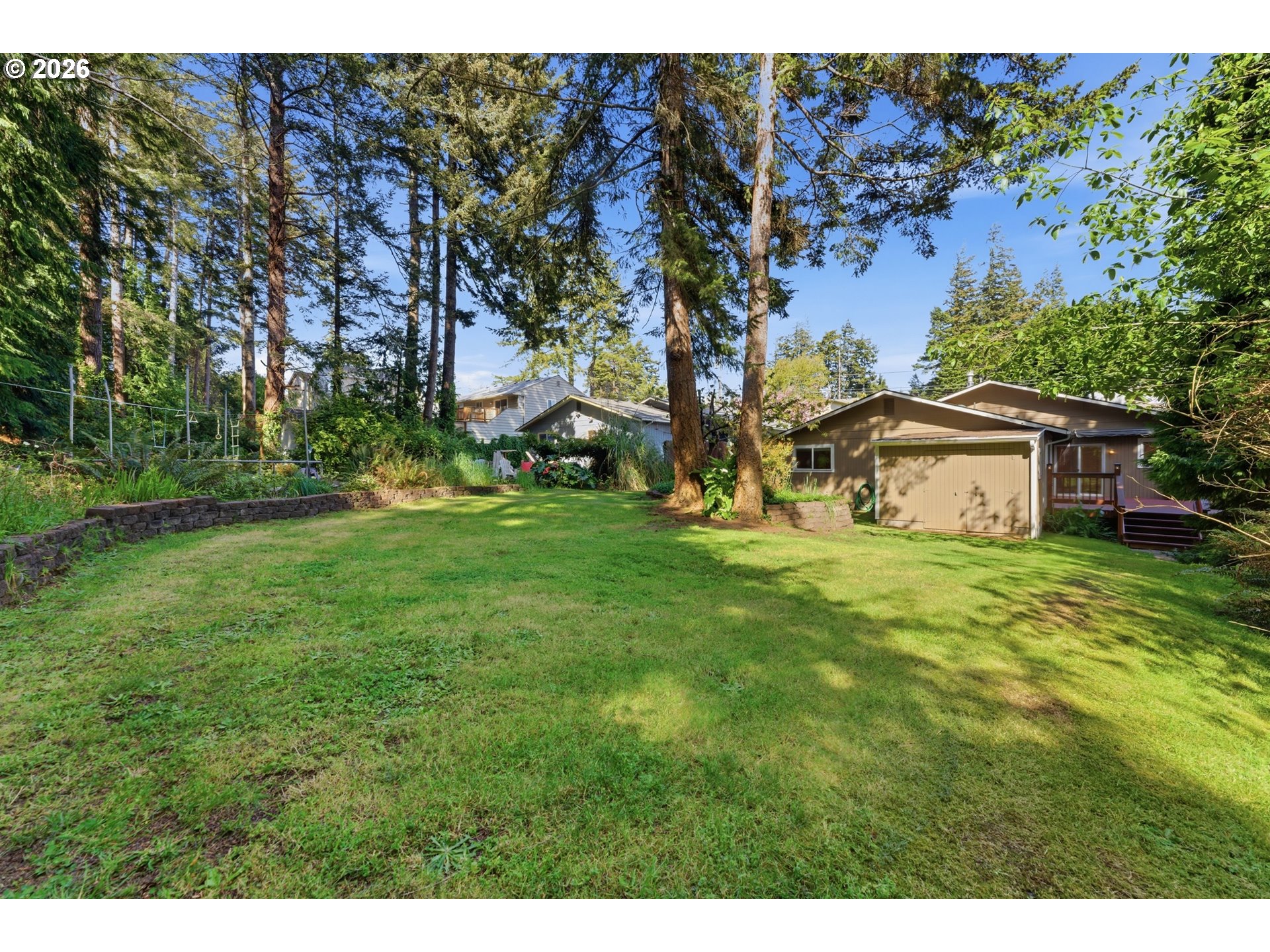 3570 Ash Street North Bend, OR 97459 - Photo 31 of 37
