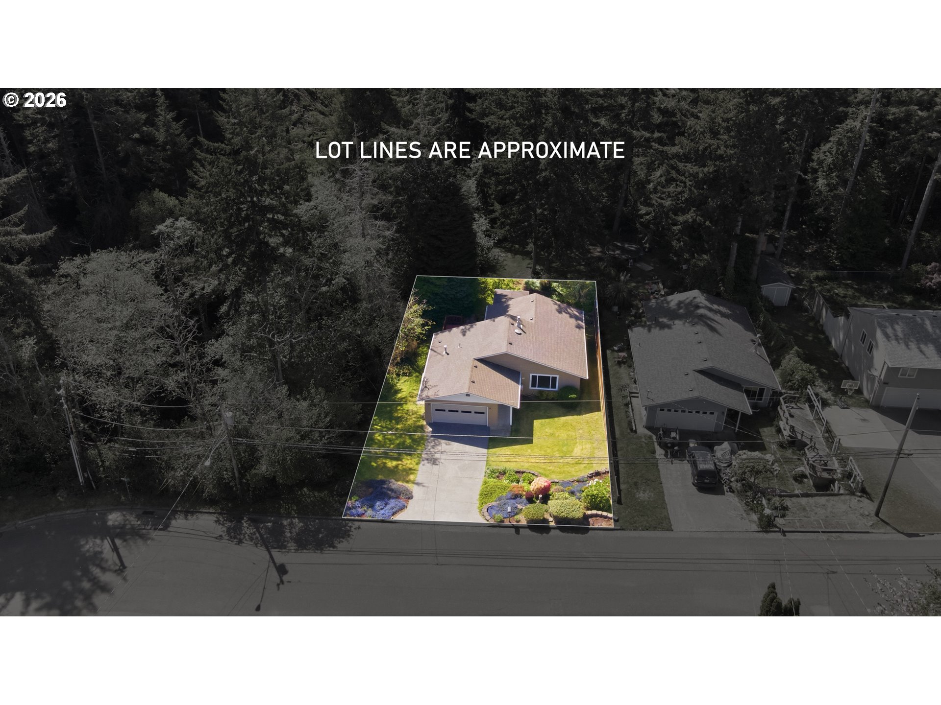 3570 Ash Street North Bend, OR 97459 - Photo 4 of 37