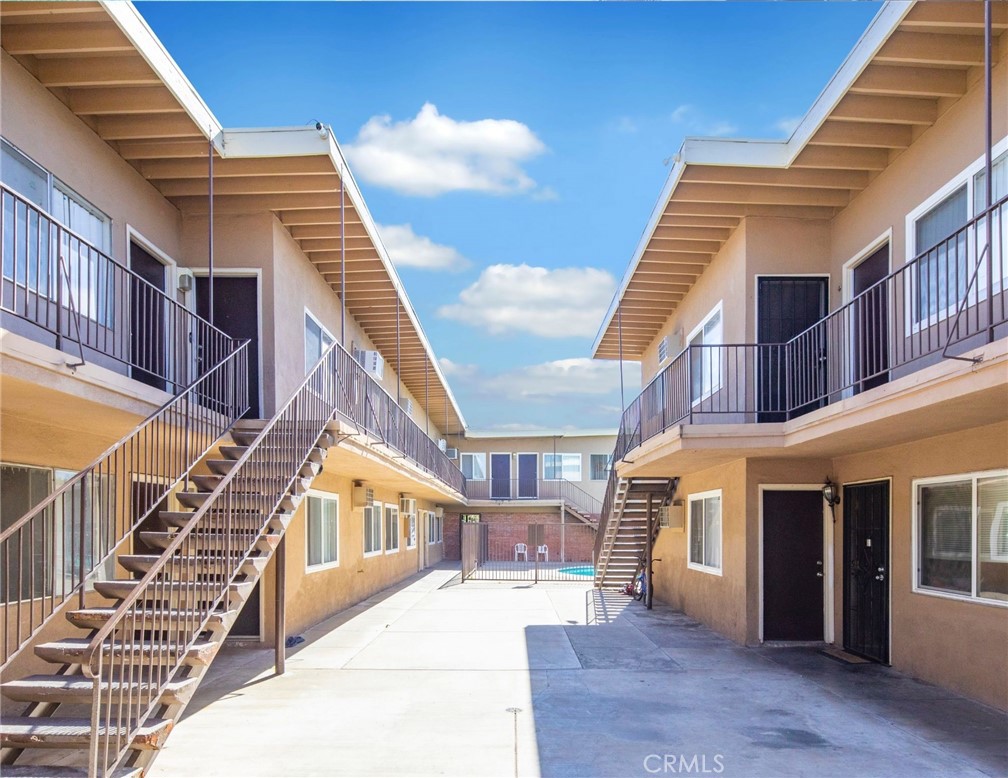 2032 West Linden Street Riverside, CA 92507 - Photo 24 of 66 a view of a house with a balcony