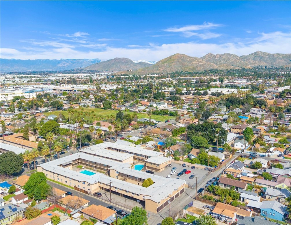 2032 West Linden Street Riverside, CA 92507 - Photo 27 of 66