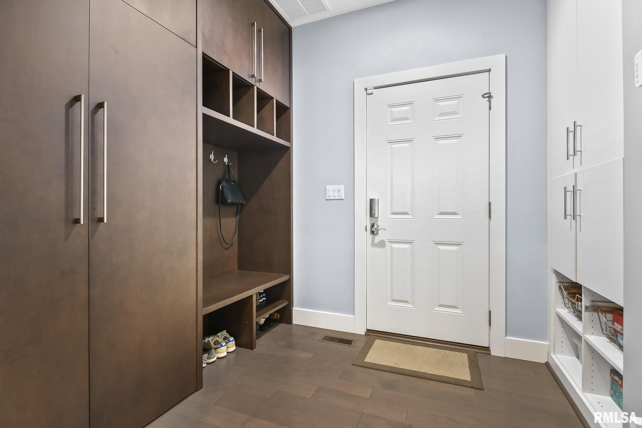 2301 Tara Lane Springfield, IL 62704 - Photo 36 of 92